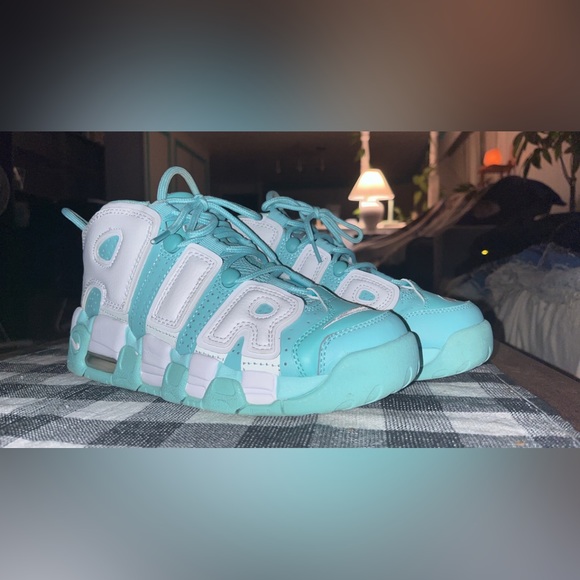 Nike Air More Uptempo GS 'Island Green' 6.5Y - Picture 5 of 6